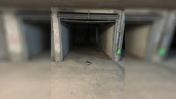 Ma-Cabane - Vente Divers MARSEILLE 10, 14 m²