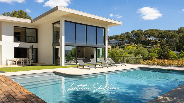 Ma-Cabane - Vente Divers MARSEILLE 11EME ARRONDISSEMENT, 335 m²