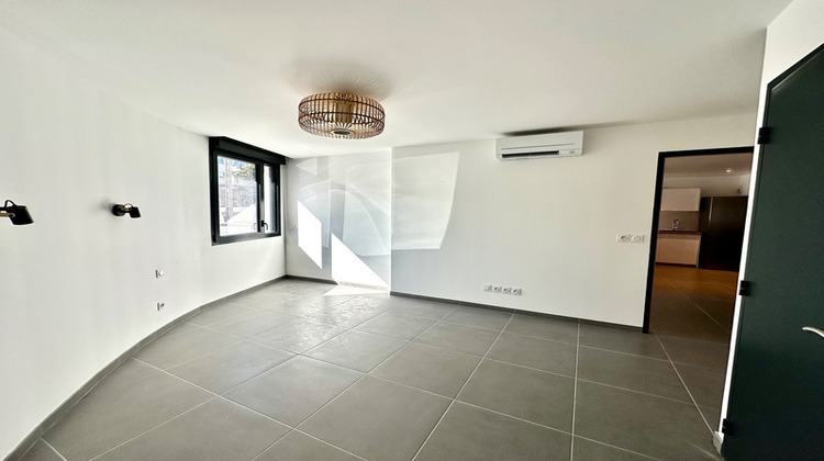 Ma-Cabane - Vente Divers MARSEILLE 12EME ARRONDISSEMENT, 90 m²