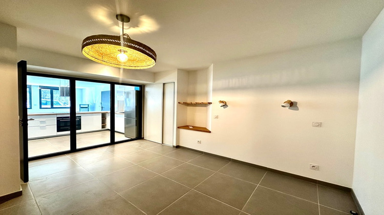Ma-Cabane - Vente Divers MARSEILLE 12EME ARRONDISSEMENT, 90 m²