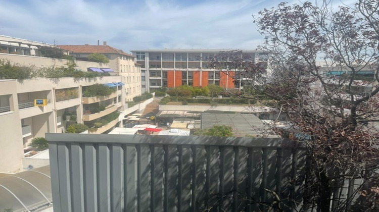 Ma-Cabane - Vente Divers MARSEILLE 12EME ARRONDISSEMENT, 208 m²