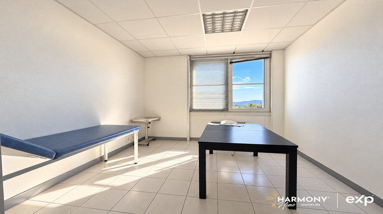 Ma-Cabane - Vente Divers Marseille, 208 m²