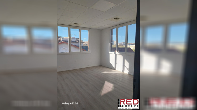 Ma-Cabane - Vente Divers Marseille, 235 m²
