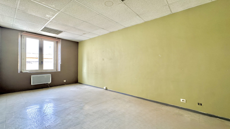 Ma-Cabane - Vente Divers Marseille, 151 m²