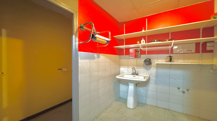 Ma-Cabane - Vente Divers Marseille, 151 m²