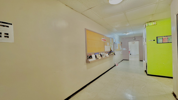 Ma-Cabane - Vente Divers Marseille, 151 m²