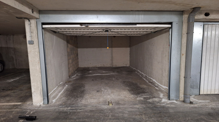 Ma-Cabane - Vente Divers MARSEILLE 14, 13 m²