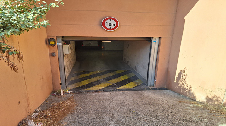 Ma-Cabane - Vente Divers MARSEILLE 14, 13 m²