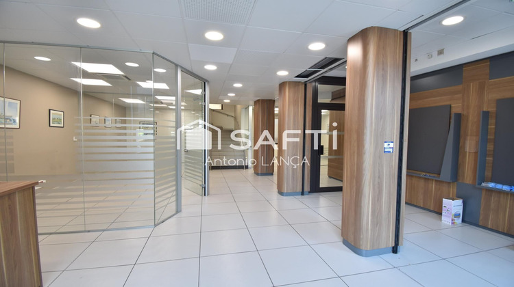 Ma-Cabane - Vente Divers Marseille 2e Arrondissement, 330 m²