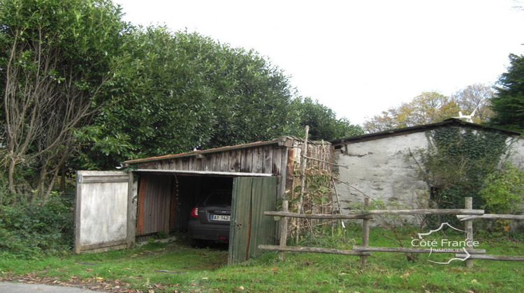 Ma-Cabane - Vente Divers MIALET, 50 m²