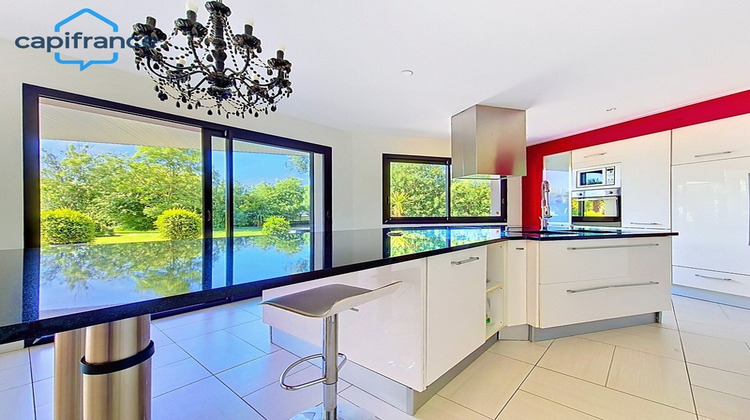 Ma-Cabane - Vente Divers MILIZAC, 207 m²