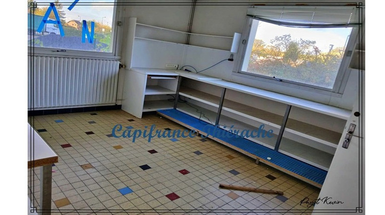 Ma-Cabane - Vente Divers MONTCORNET, 2138 m²