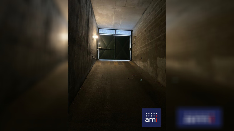 Ma-Cabane - Vente Divers MONTREUIL, 12 m²