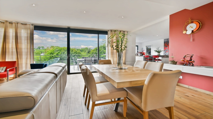 Ma-Cabane - Vente Divers MONTREUIL SOUS PEROUSE, 320 m²