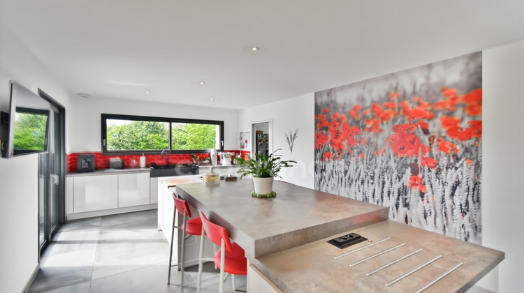 Ma-Cabane - Vente Divers MONTREUIL SOUS PEROUSE, 320 m²