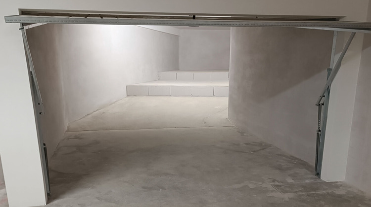 Ma-Cabane - Vente Divers MOULINS, 34 m²