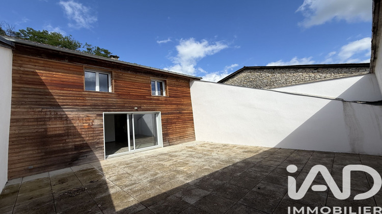 Ma-Cabane - Vente Divers Neuville-sur-Ain, 150 m²