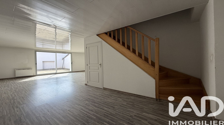 Ma-Cabane - Vente Divers Neuville-sur-Ain, 150 m²