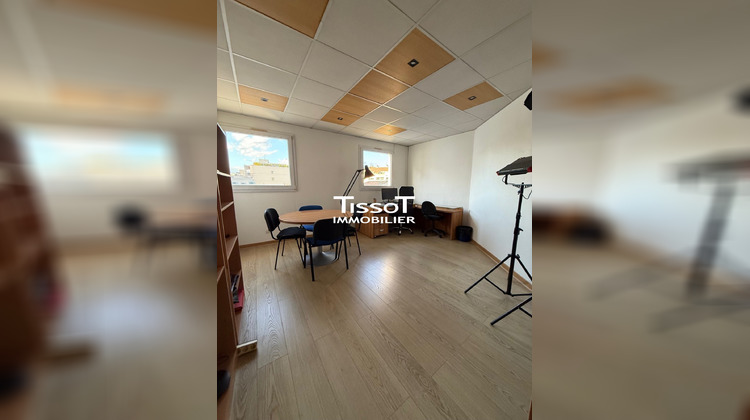 Ma-Cabane - Vente Divers Nîmes, 143 m²
