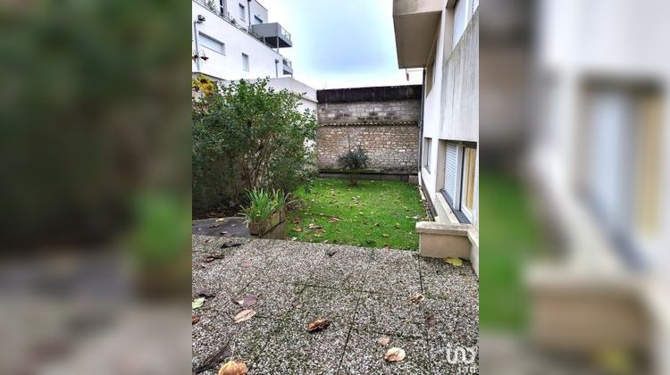 Ma-Cabane - Vente Divers Niort, 584 m²