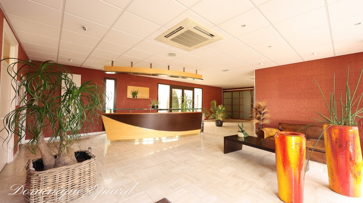 Ma-Cabane - Vente Divers NIORT, 2111 m²