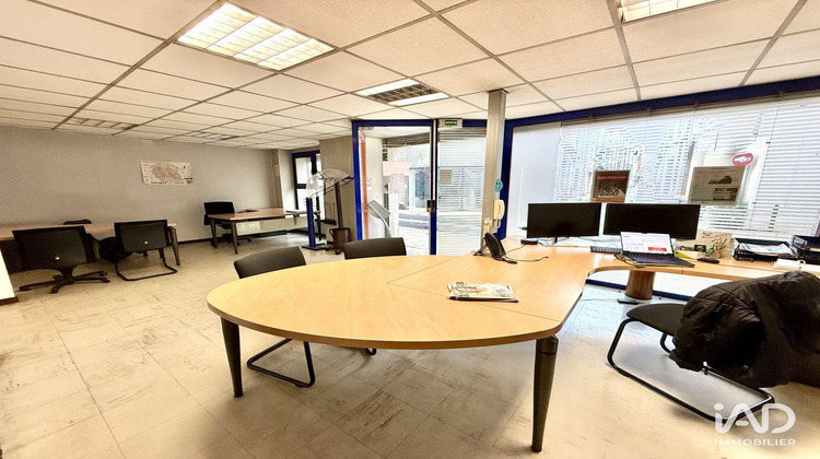 Ma-Cabane - Vente Divers Orange, 160 m²