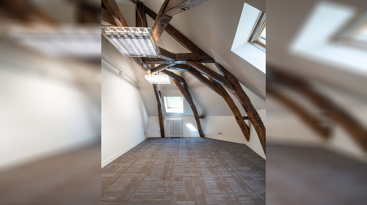 Ma-Cabane - Vente Divers Orléans, 195 m²