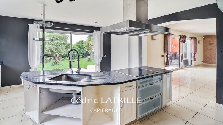 Ma-Cabane - Vente Divers ORLEIX, 196 m²