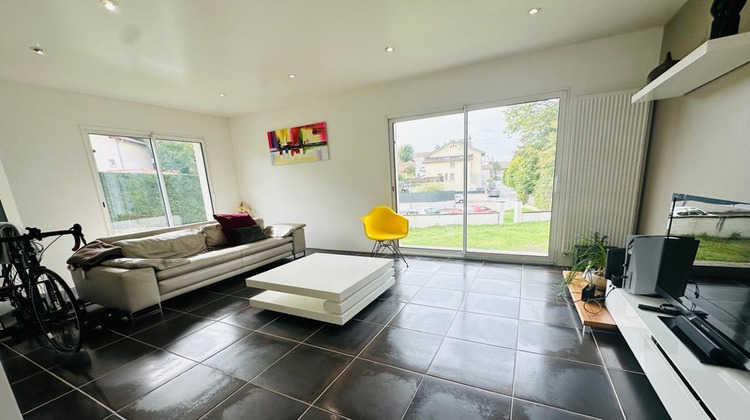 Ma-Cabane - Vente Divers OYONNAX, 122 m²