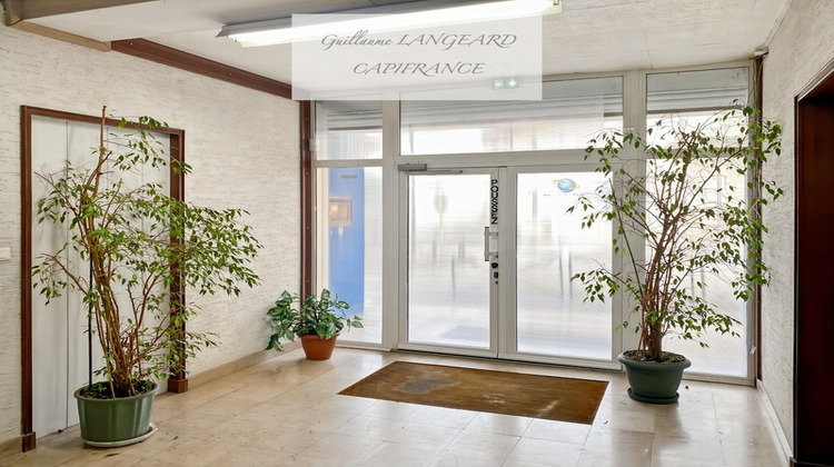 Ma-Cabane - Vente Divers OYONNAX, 1577 m²