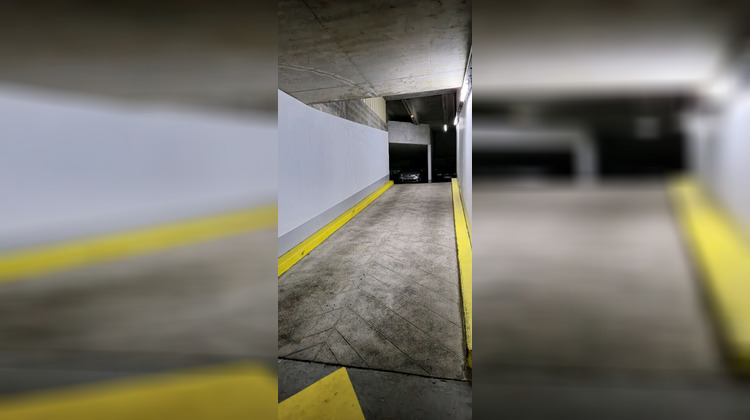 Ma-Cabane - Vente Divers PARIS 10, 9 m²