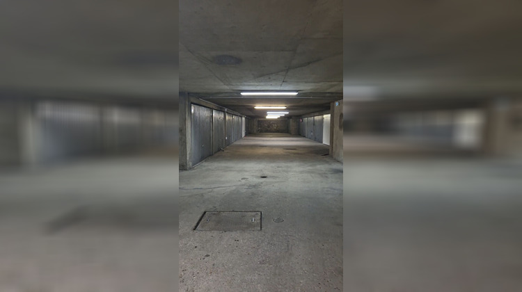 Ma-Cabane - Vente Divers PARIS 10, 15 m²