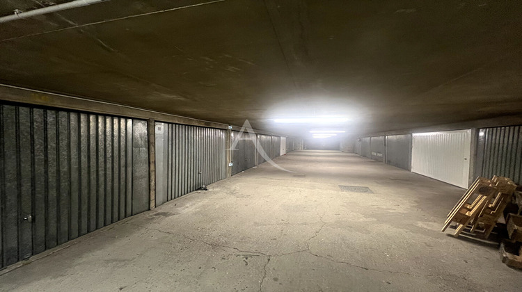 Ma-Cabane - Vente Divers PARIS 10, 60 m²