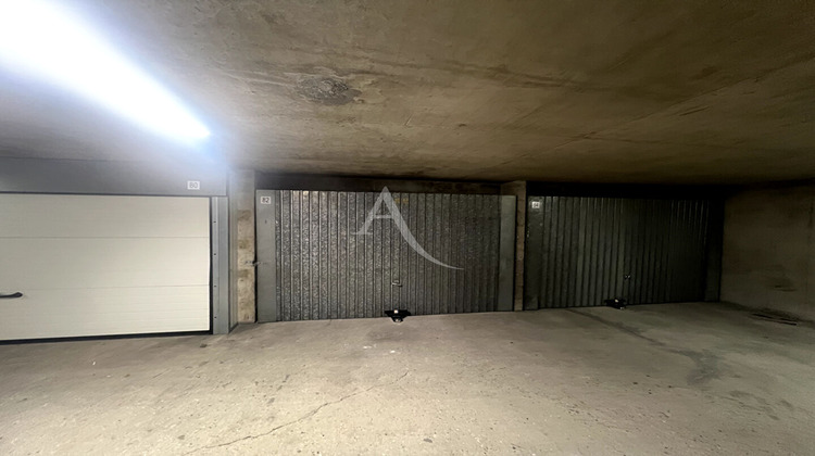 Ma-Cabane - Vente Divers PARIS 10, 60 m²