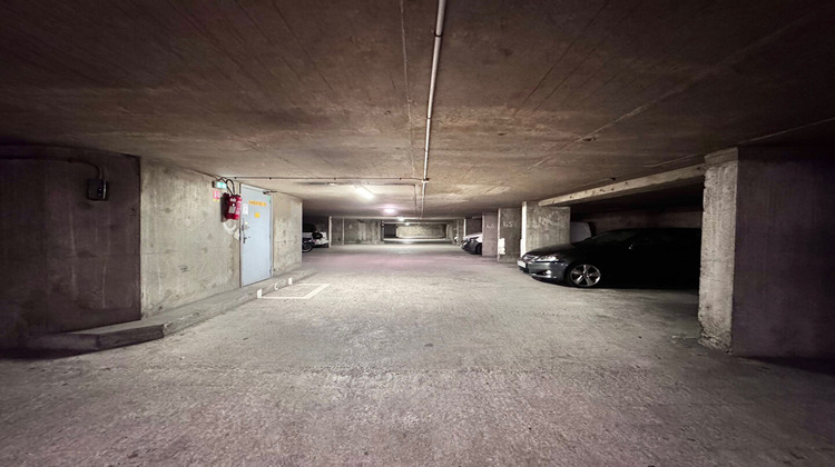 Ma-Cabane - Vente Divers PARIS 11, 11 m²