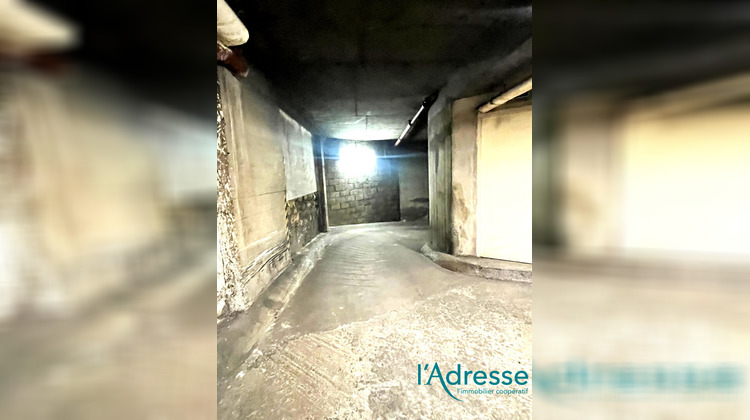 Ma-Cabane - Vente Divers PARIS 11, 11 m²