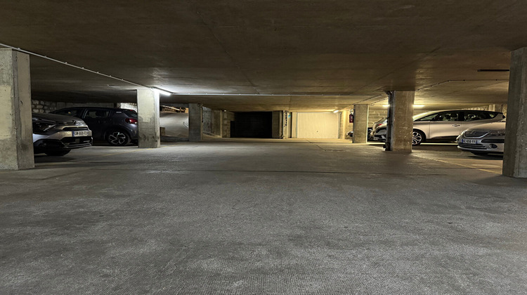 Ma-Cabane - Vente Divers PARIS 15, 16 m²