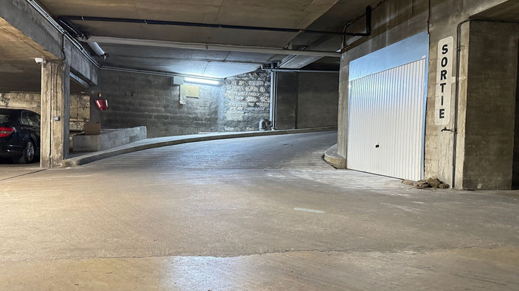Ma-Cabane - Vente Divers PARIS 15, 16 m²