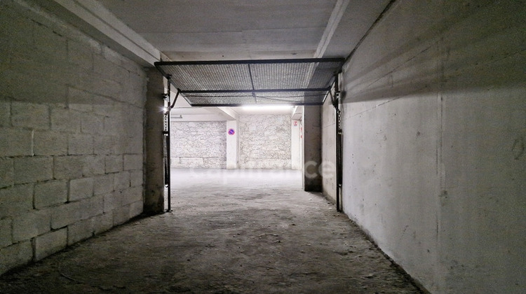 Ma-Cabane - Vente Divers PARIS 17EME ARRONDISSEMENT, 14 m²