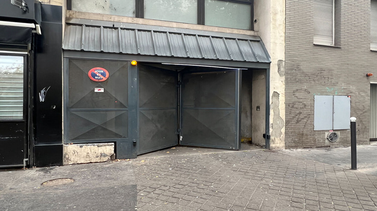 Ma-Cabane - Vente Divers PARIS 18, 12 m²