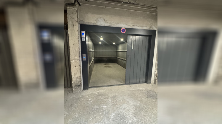 Ma-Cabane - Vente Divers PARIS 18, 10 m²
