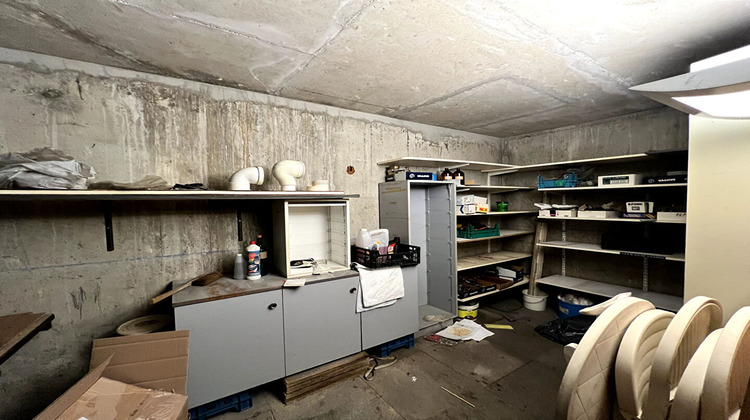 Ma-Cabane - Vente Divers PARIS 18, 34 m²