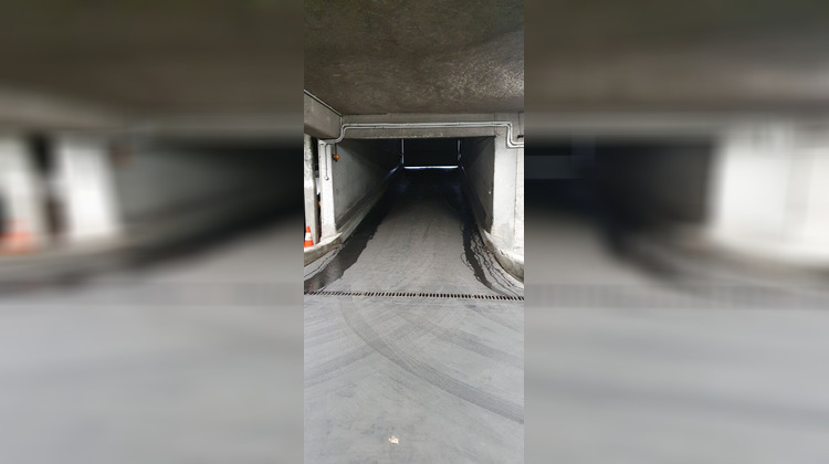 Ma-Cabane - Vente Divers PARIS 19, 0 m²