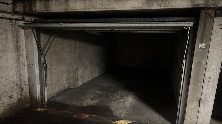 Ma-Cabane - Vente Divers PARIS 19, 0 m²