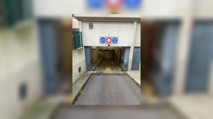 Ma-Cabane - Vente Divers PARIS 20, 11 m²