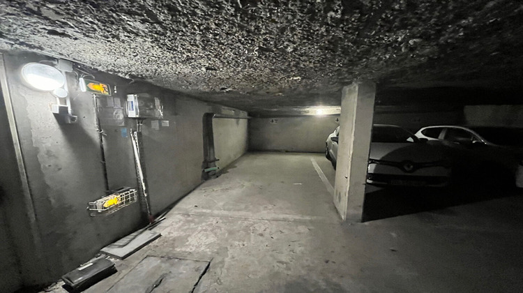 Ma-Cabane - Vente Divers PARIS 20, 0 m²