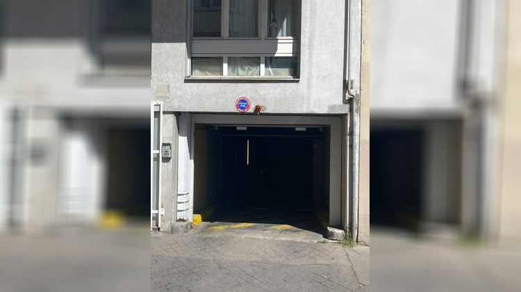 Ma-Cabane - Vente Divers PARIS 20, 0 m²