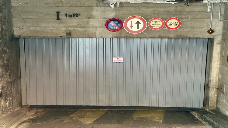 Ma-Cabane - Vente Divers PARIS 20EME ARRONDISSEMENT, 13 m²