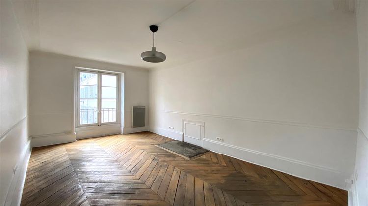 Ma-Cabane - Vente Divers PARIS, 90 m²