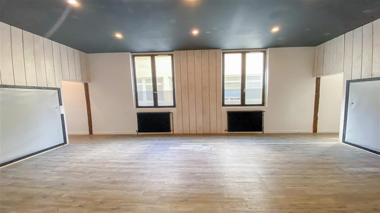 Ma-Cabane - Vente Divers PARIS, 70 m²